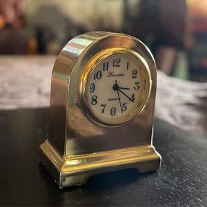 Laurier Gold Miniature Clock